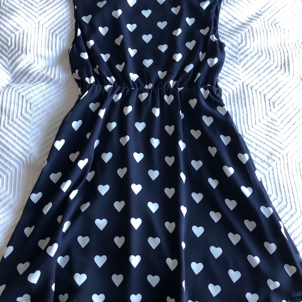 Dress - Picture 4 of 4